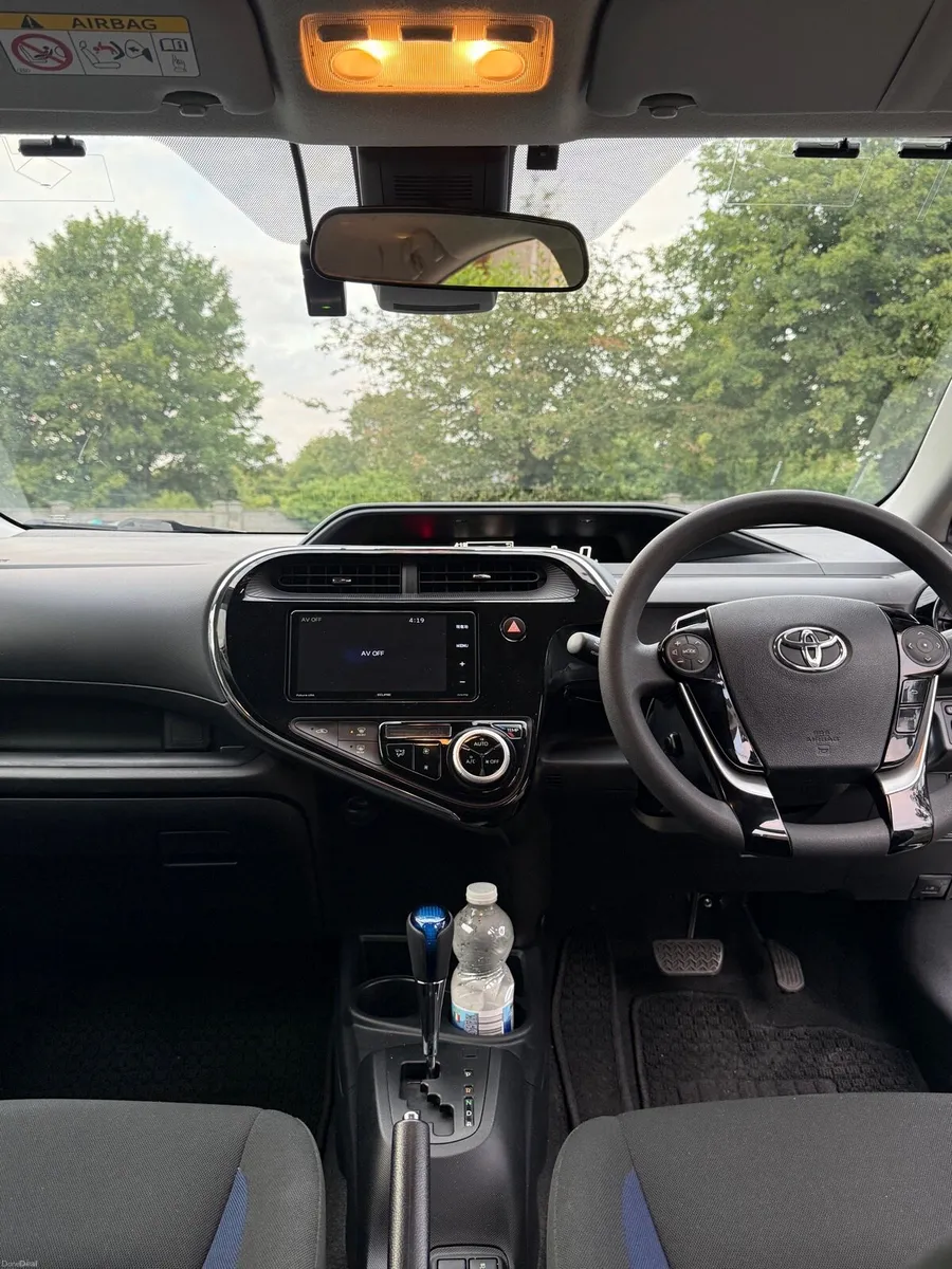 Toyota Aqua 2019 4.5 grade - Image 4