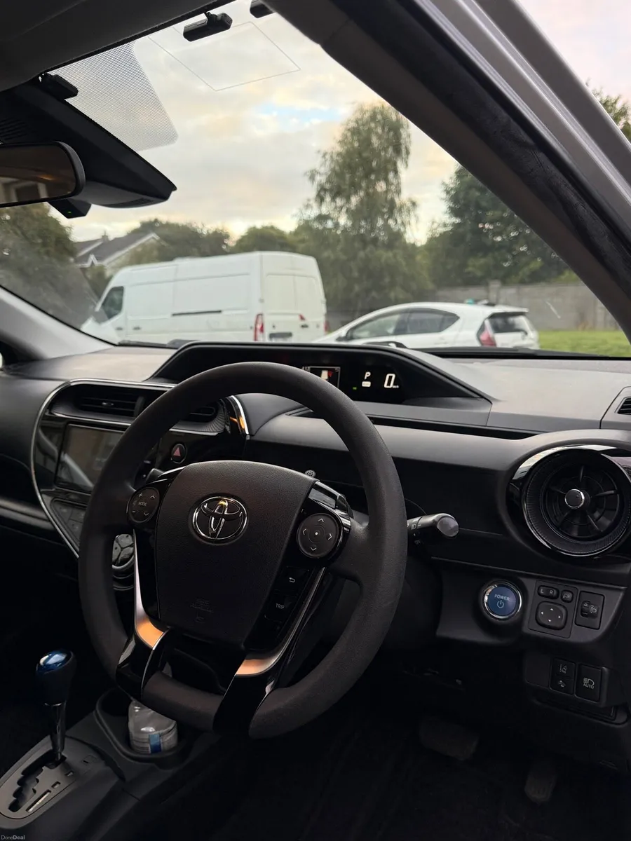 Toyota Aqua 2019 4.5 grade - Image 6
