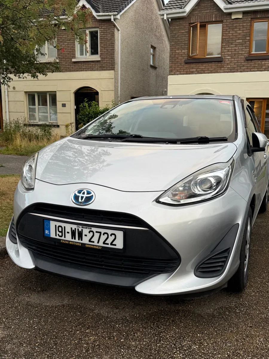 Toyota Aqua 2019 4.5 grade - Image 2