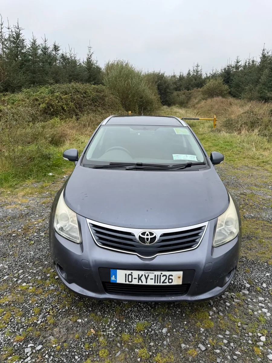 Toyota Avensis 2010 2.0 Diesel - Image 2