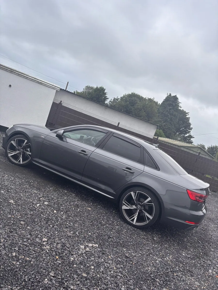 Audi A4 2017 - Image 1
