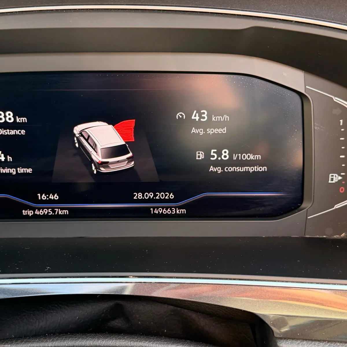Volkswagen Tiguan 2020 - Image 2