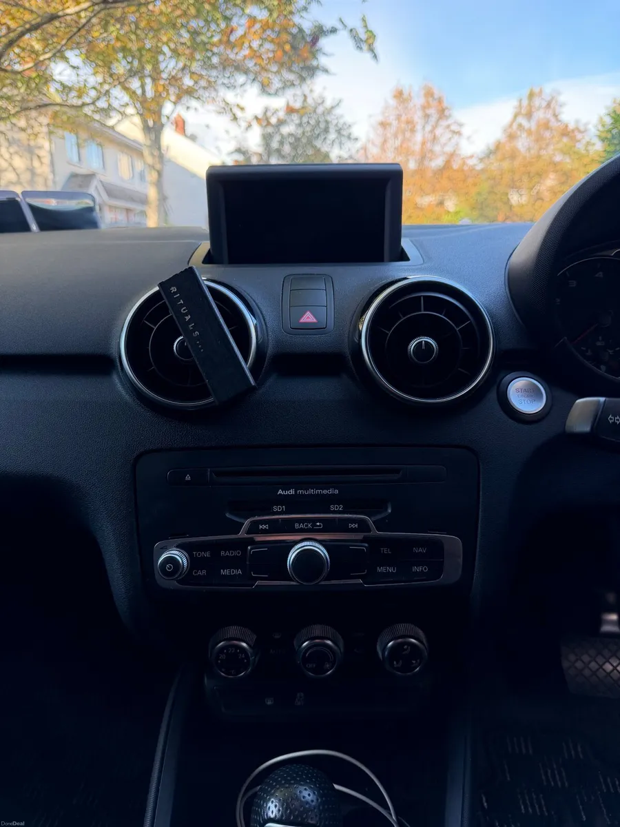 Audi A1 2013 S-LINE 3DR - Image 4