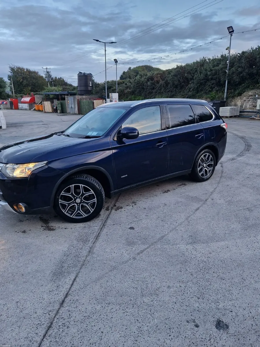 Mitsubishi Outlander 2014 - Image 1