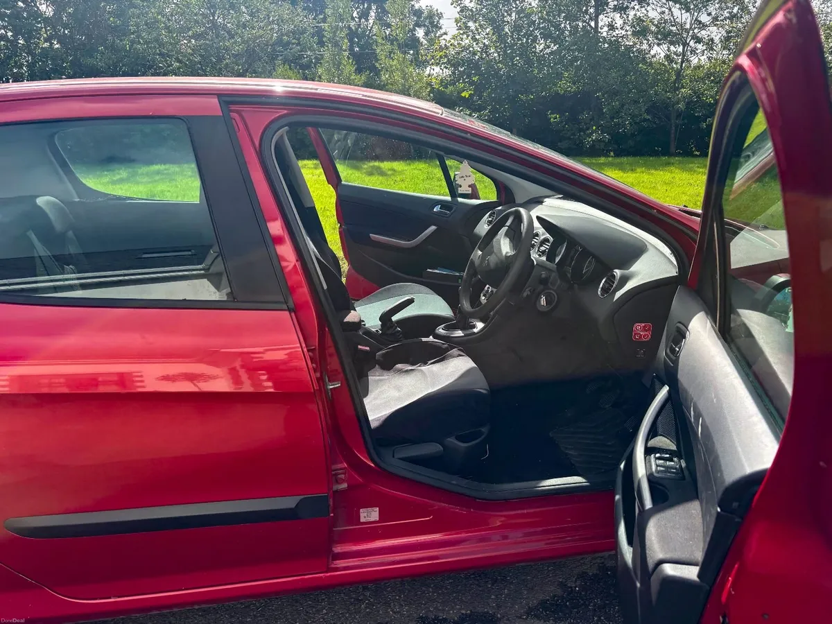 Peugeot 308 2010 - Image 6