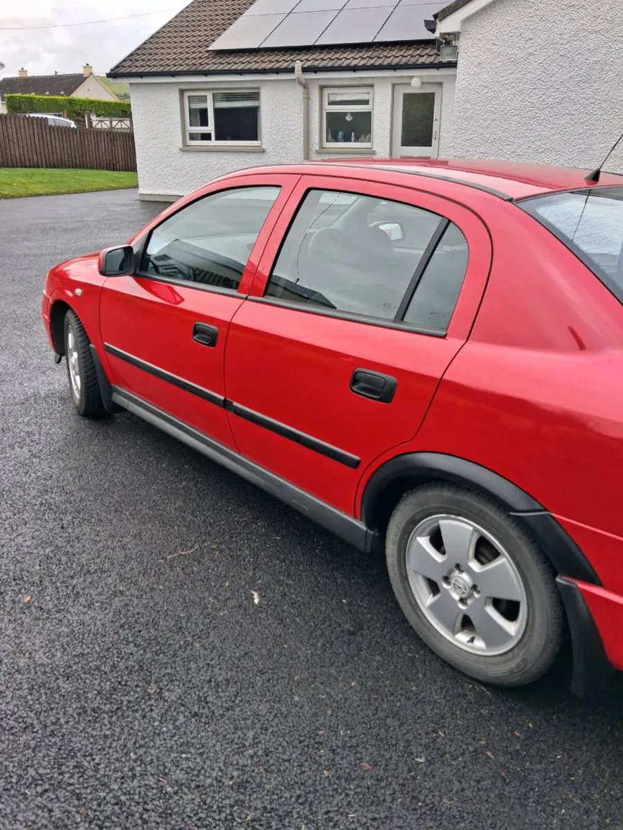 Opel astra 1.4 petrol - Image 3
