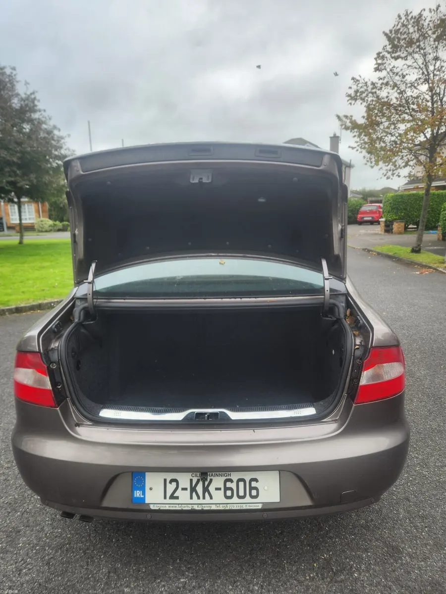 2012 Skoda Superb - Image 3