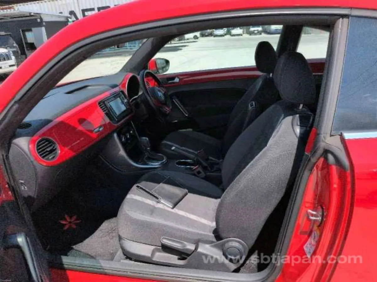 2018 VW Beetle – Stunning Condition – Automatic - Image 5