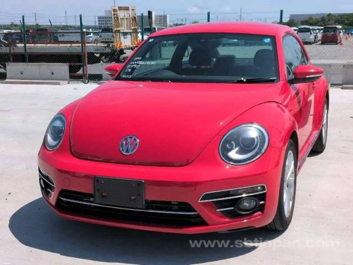 2018 VW Beetle – Stunning Condition – Automatic - Image 2