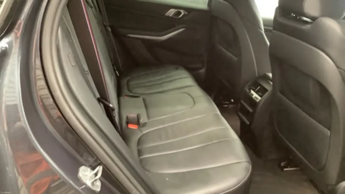 221 BMW X5 45E  PRO 3.0 M SPORT - Image 5