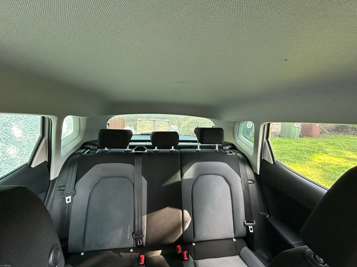 seat arona - Image 2