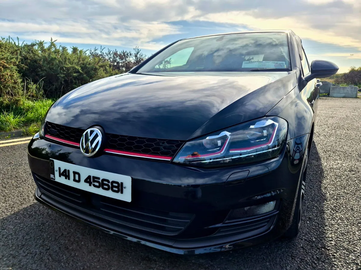 2014  VOLKSWAGEN GOLF 1.2 TSI AUTOMATIC - Image 3