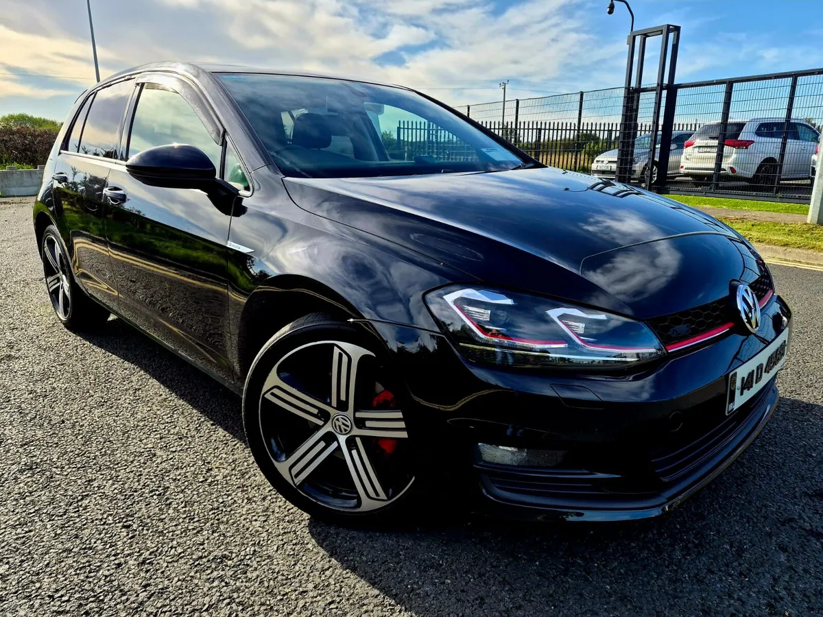 2014  VOLKSWAGEN GOLF 1.2 TSI AUTOMATIC - Image 1