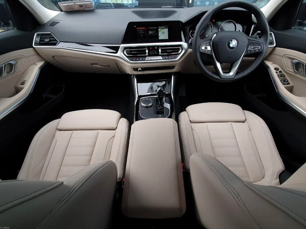 BMW 3-Series 318d Sport Saloon - Image 4
