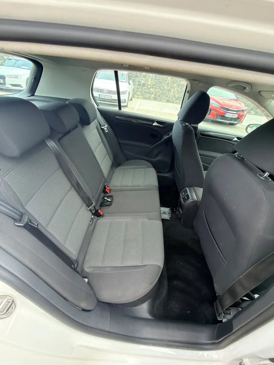 2012 VW Golf 1.2 Automatic - Image 4