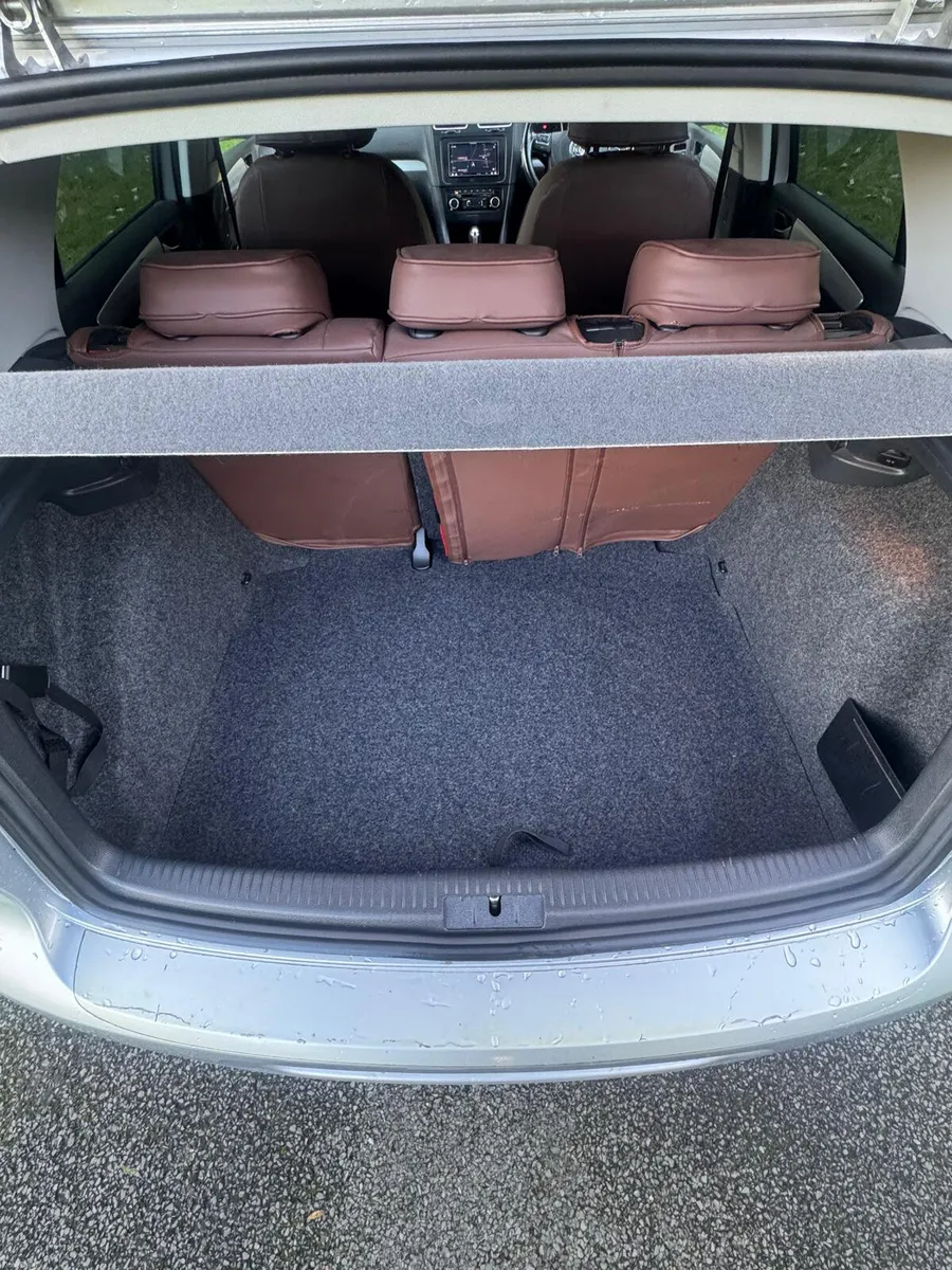 Volkswagen Golf 1.4 TSI DSG 140HP HIGHLINE 131 - Image 5