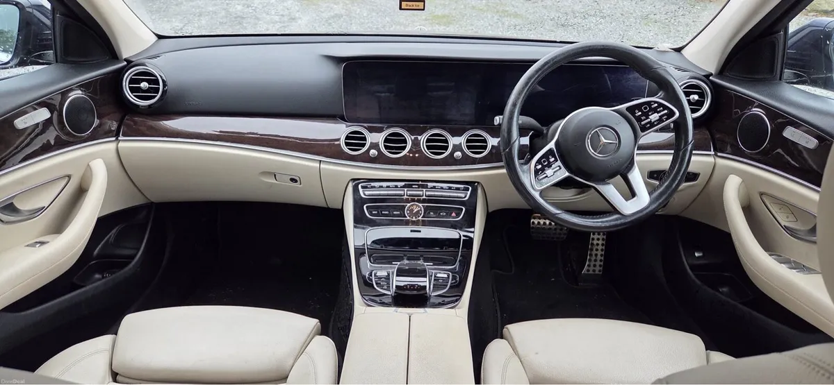 Mercedes Benz E200d AMG - Image 5