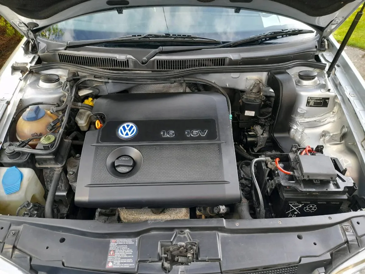 VW Golf - Image 6