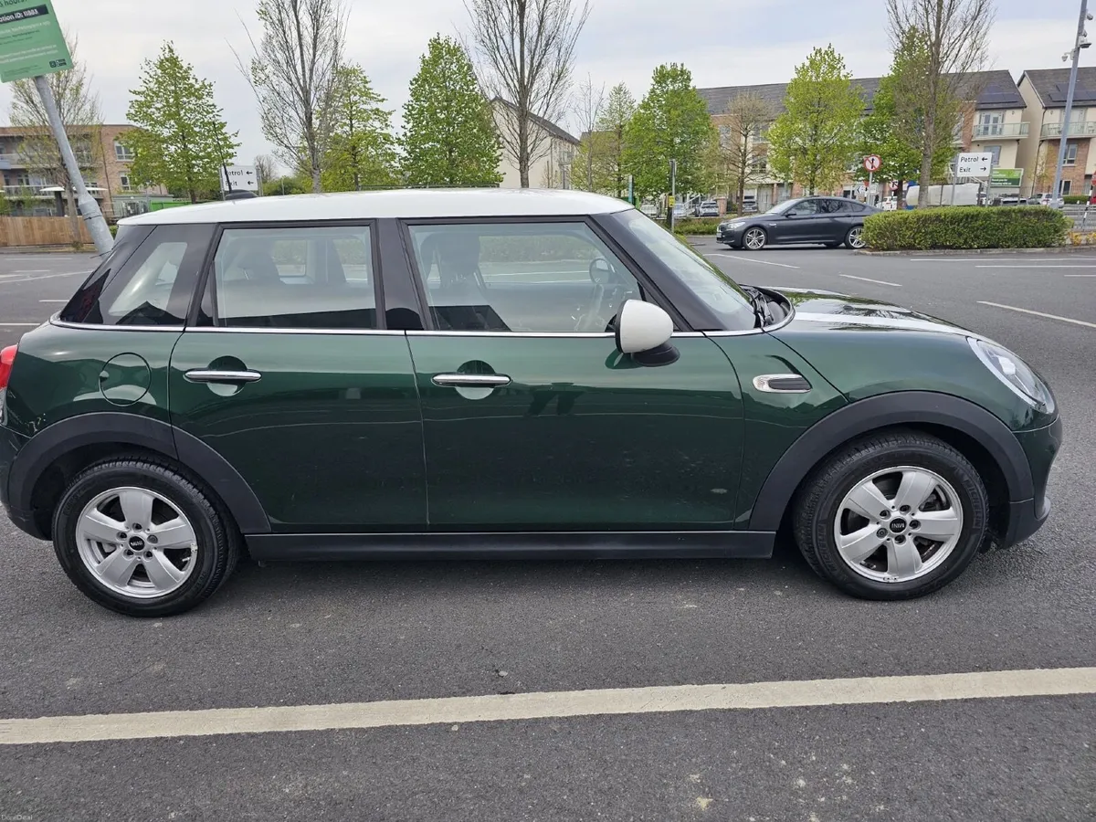 Mini Cooper 2019 - Image 5