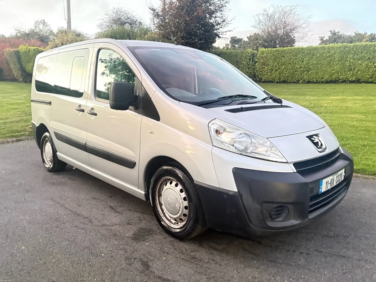 Peugeot Expert tepee WHEELCHAIR ACCESSIBLE VEHICLE - Image 4