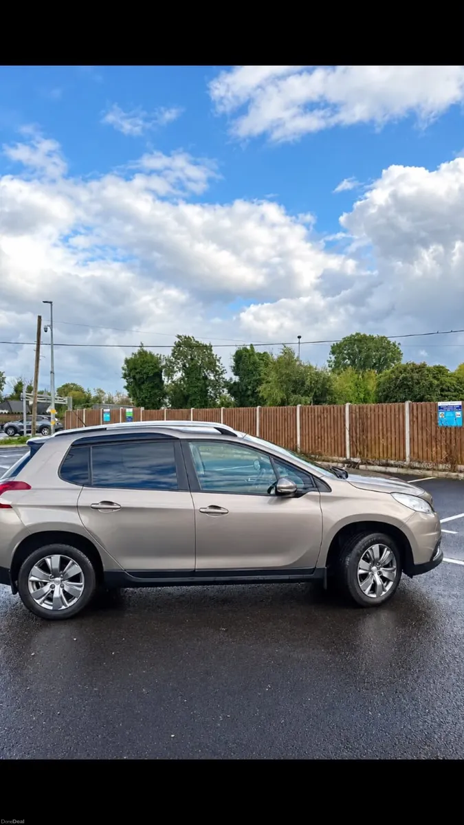 Peugeot 2008 1.2 Puretec - Image 3