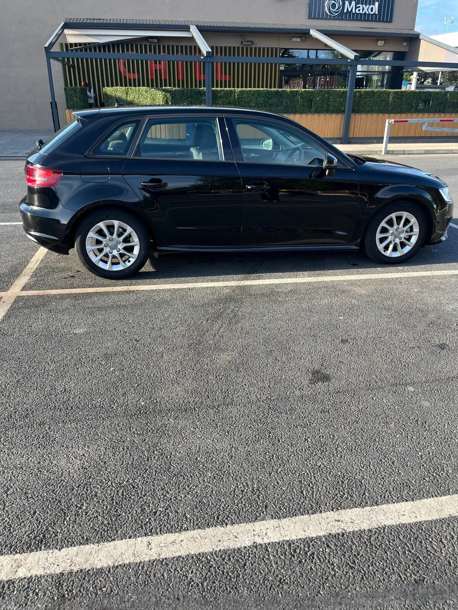 Audi A3 2016 - Image 3