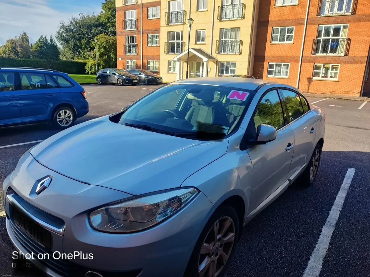 Renault Fluence 2011 - Image 3