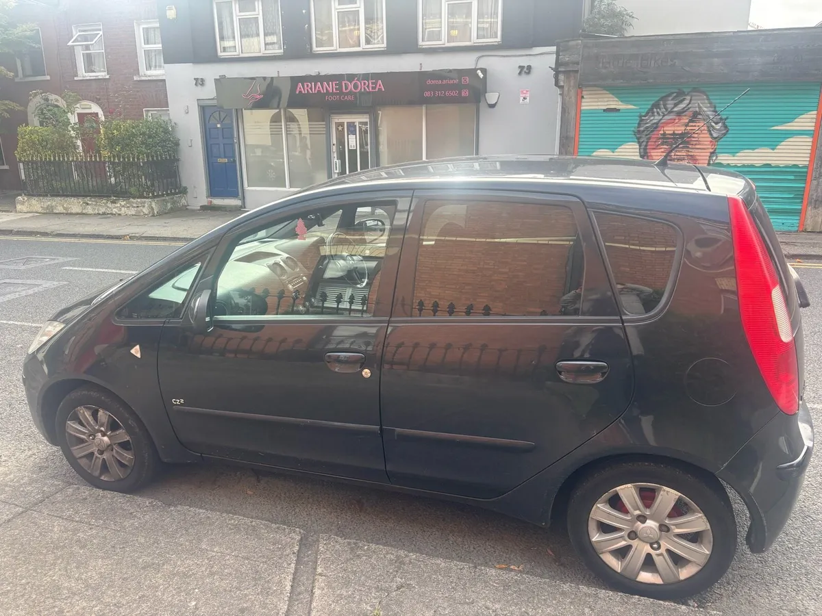 Car - Image 4