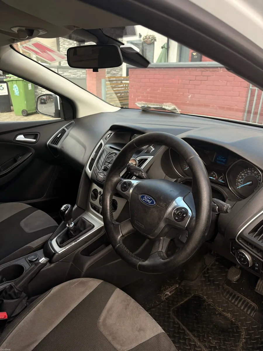Ford focus - Image 6