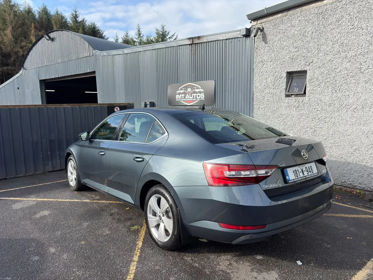 Skoda Superb 2018 - Image 5