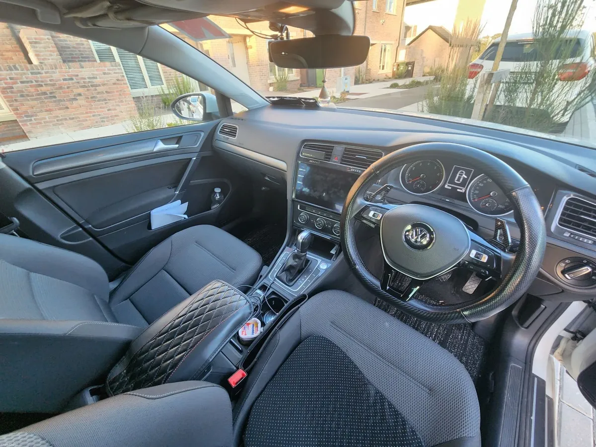 Volkswagen Golf TSI 2017 - Image 5