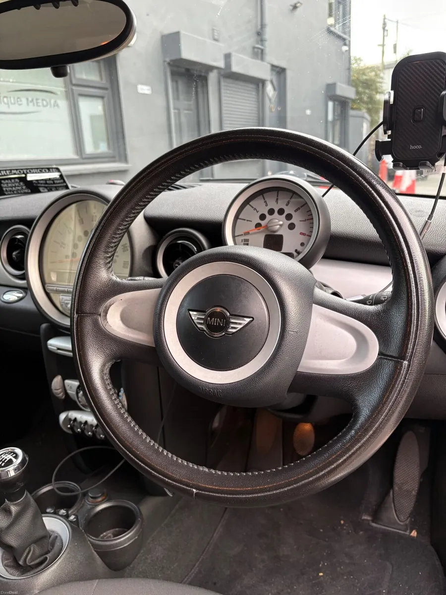 Mini Cooper 2008 - NCT 07/27 - Image 2