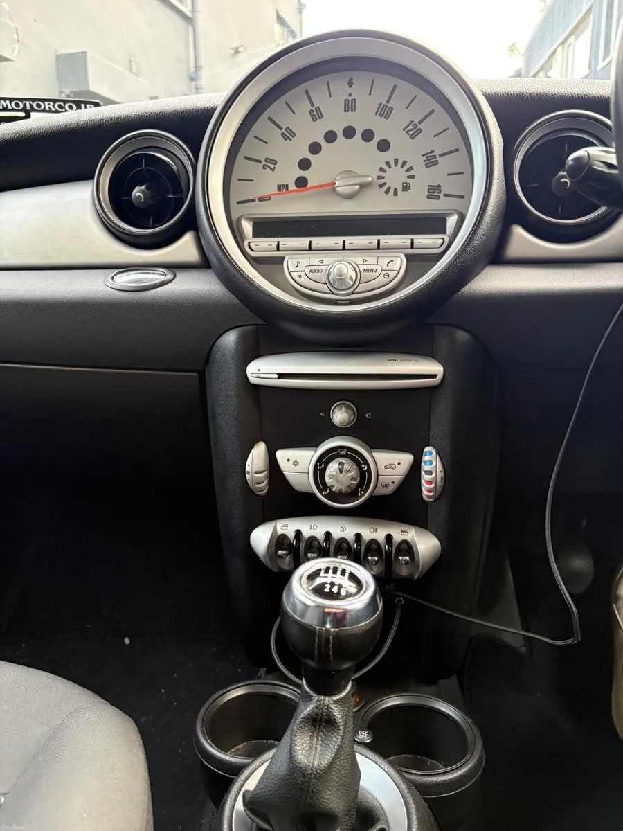 Mini Cooper 2008 - NCT 07/27 - Image 3