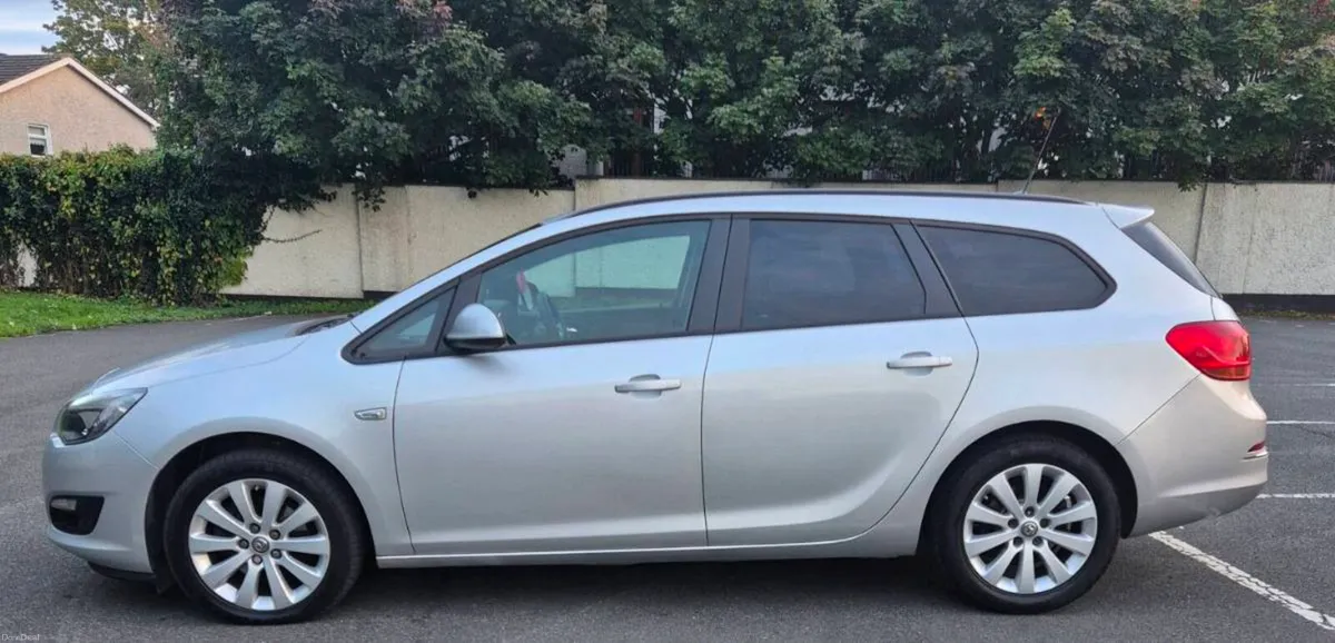 Vauxhall Astra - Image 4