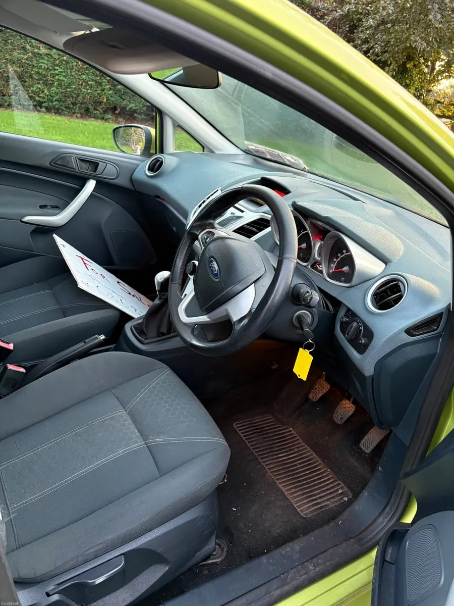 Ford Fiesta - Image 6