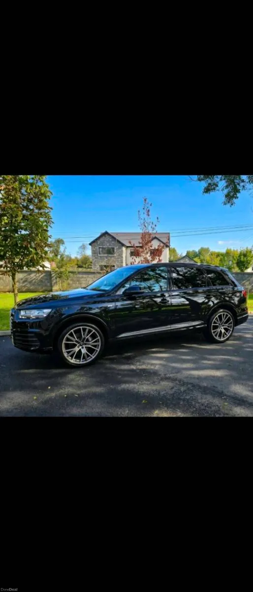 Audi Q7 - Image 1