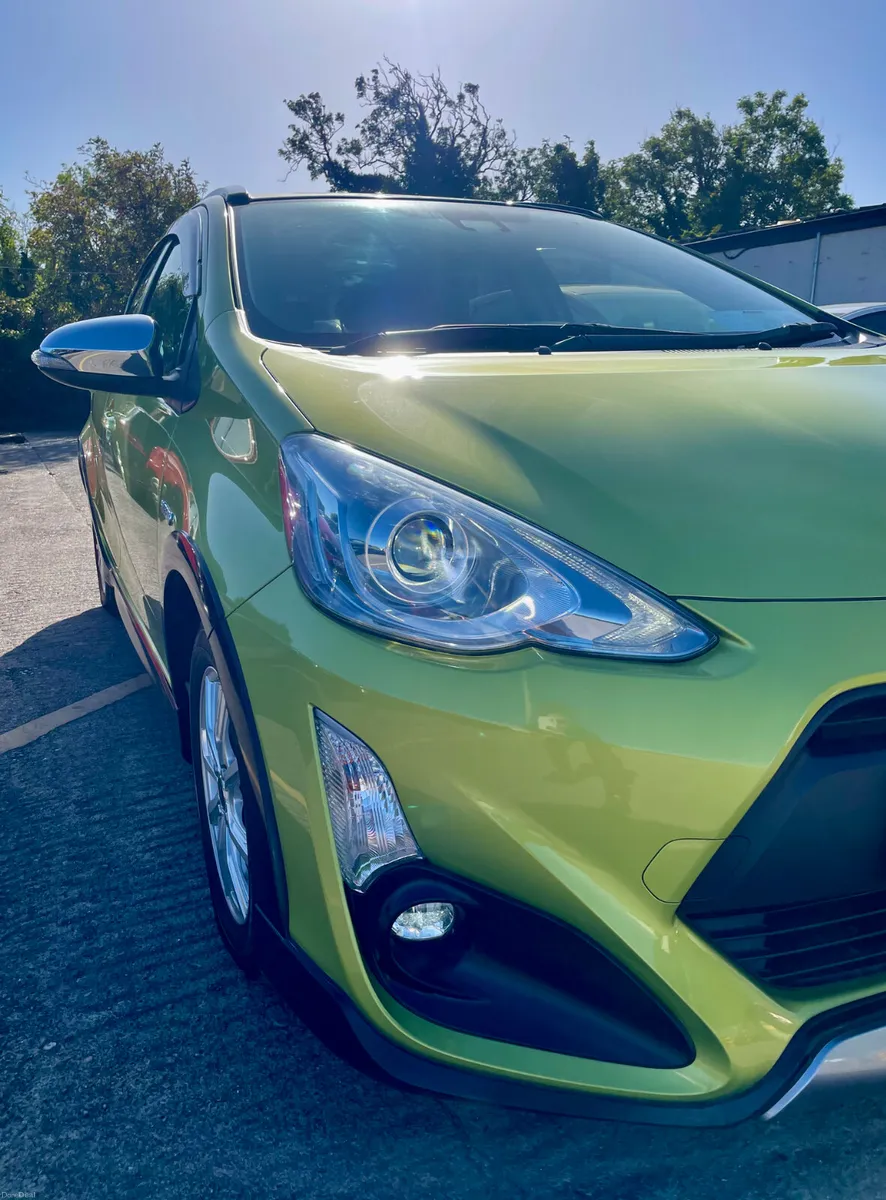 2017 TOYOTA AQUA (1.5, HYBRID, MODEL “S”) - Image 5