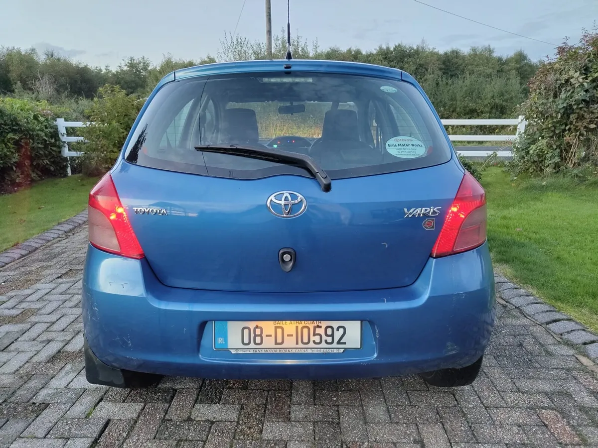 Car - Image 2