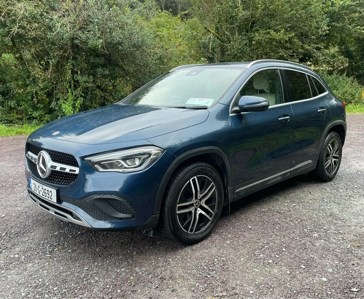 Mercedes-Benz GLA 180d - Image 6