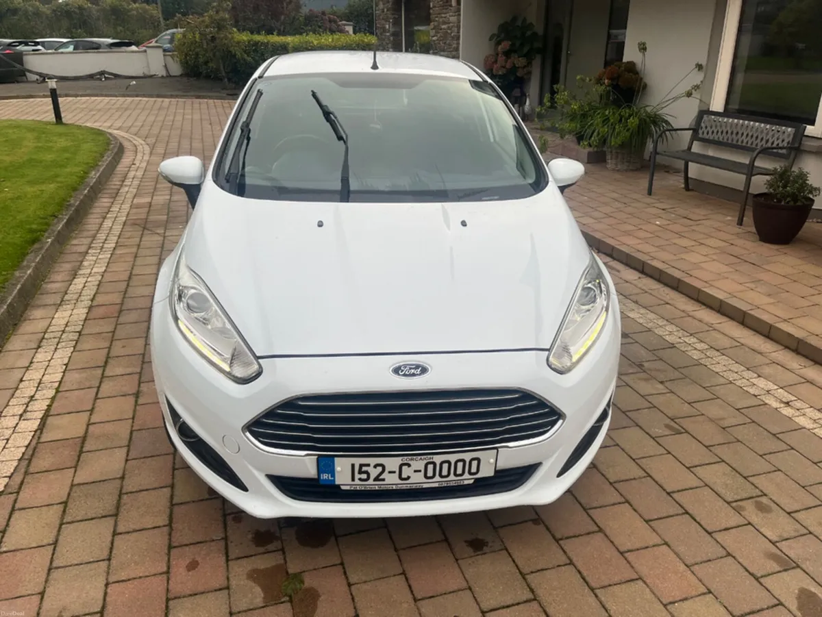 Ford Fiesta ZETEC - Image 2