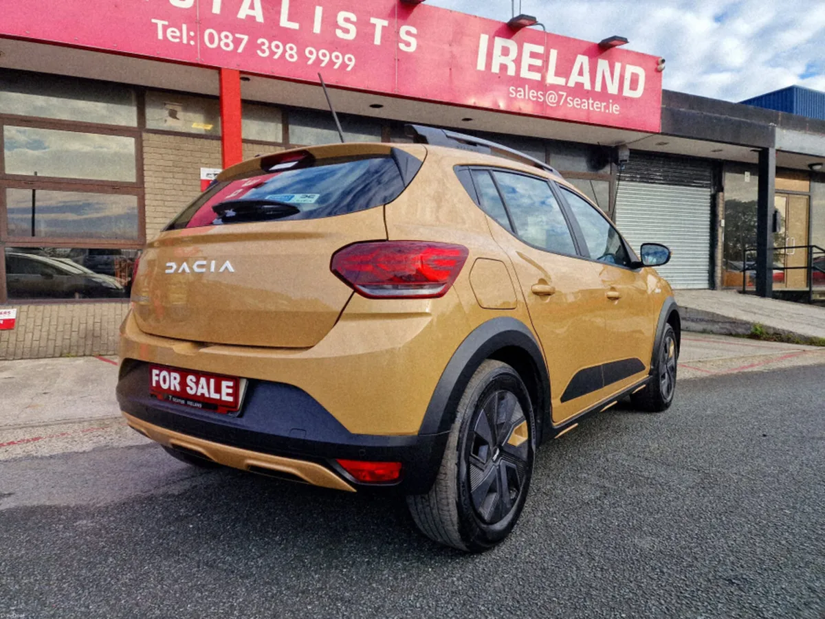 Dacia Sandero Stepway AUTOMATIC, STEPWAY EXPRESSIO - Image 2