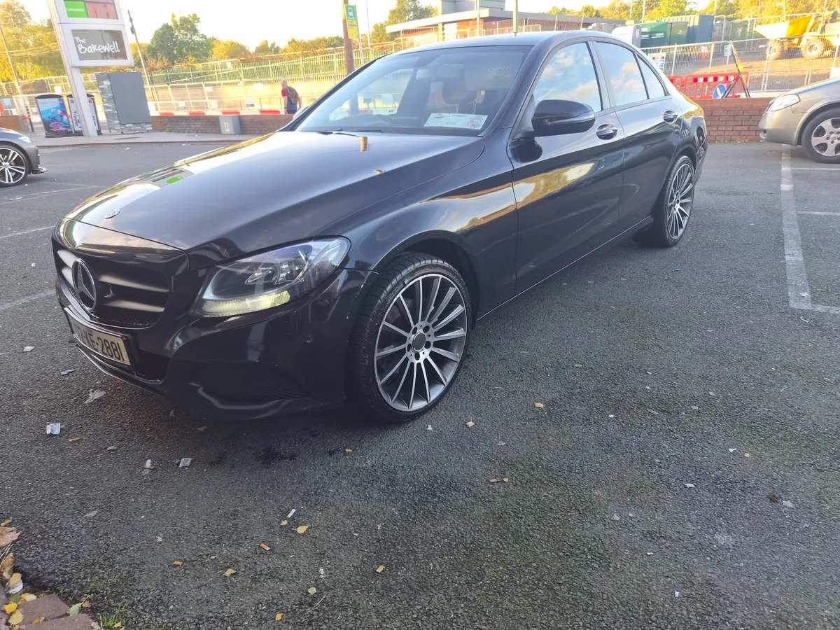 Mercedes-Benz C-Class 2017 - Image 5