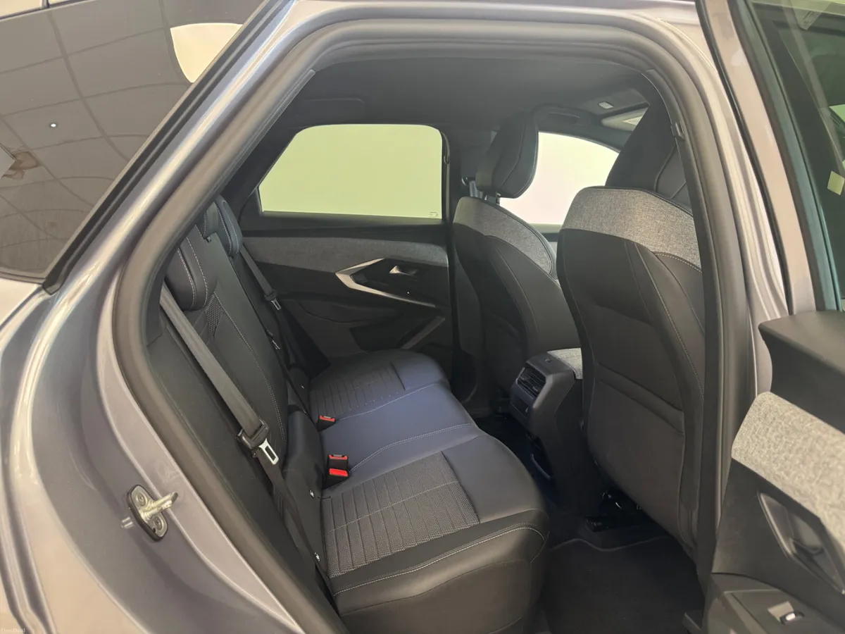 Peugeot 3008 hybrid allure 2025 - Image 5