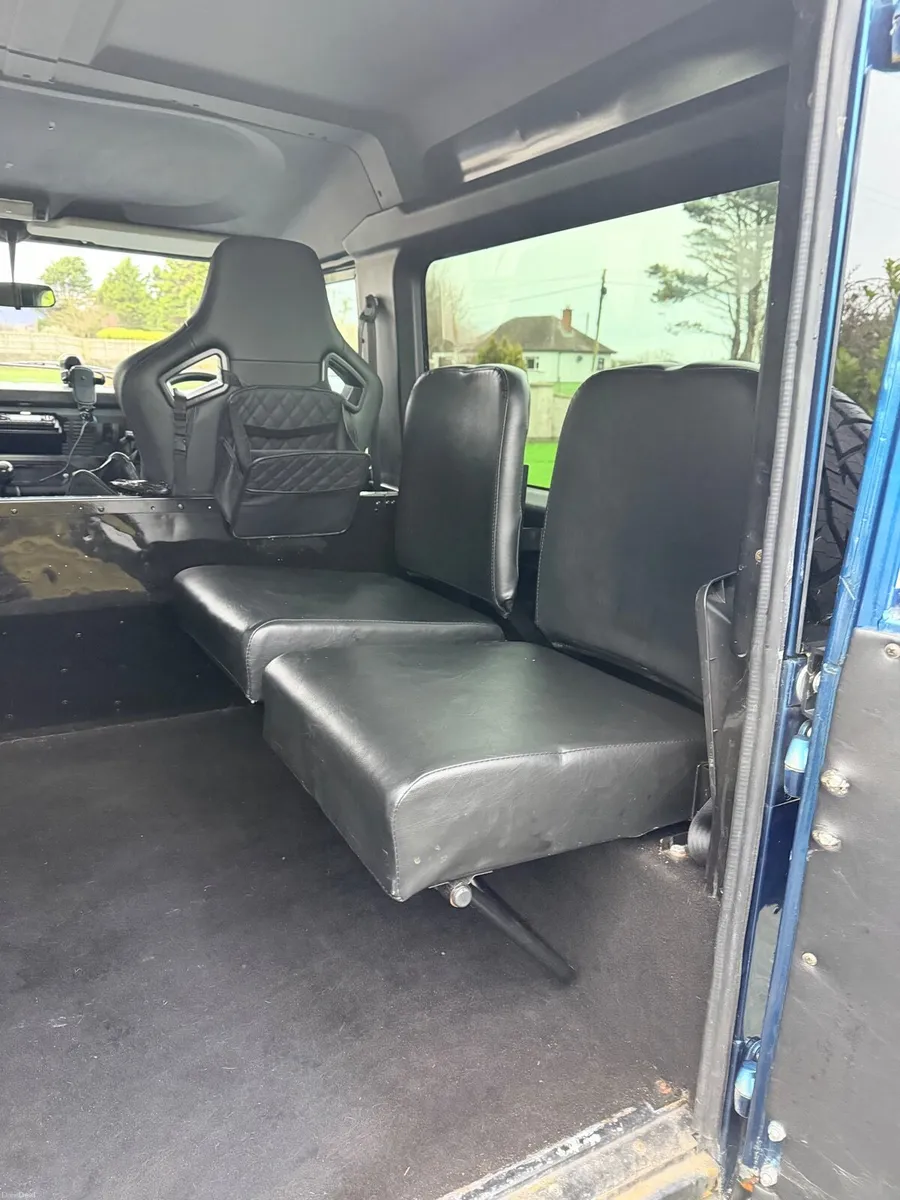 Land Rover Defender 1988 - Image 6