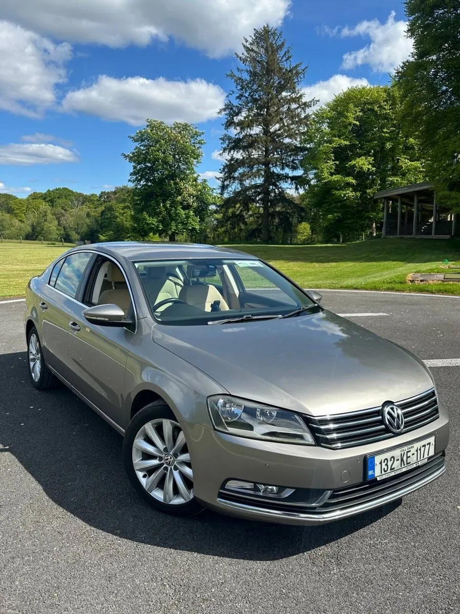 VW Passat Automatic 2013 - Image 2
