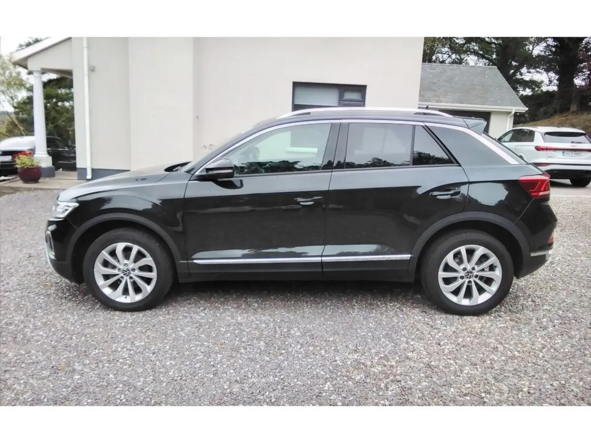 Volkswagen T-Roc Style 1.5 TSI D7F 150HP - Image 3