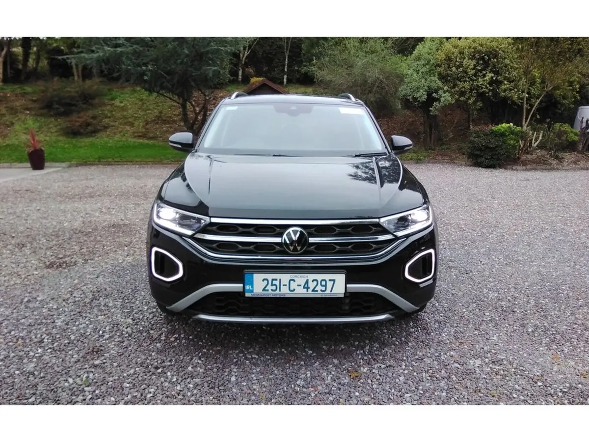 Volkswagen T-Roc Style 1.5 TSI D7F 150HP - Image 1