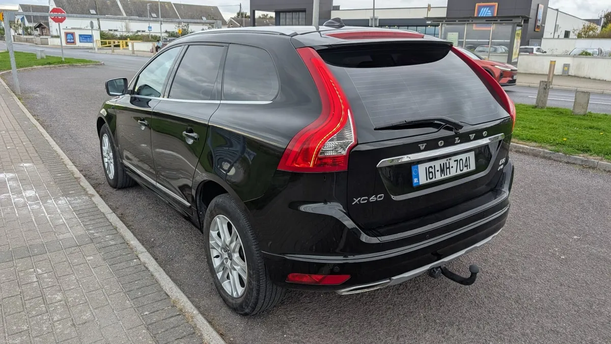 Volvo XC60 2016 - Image 3