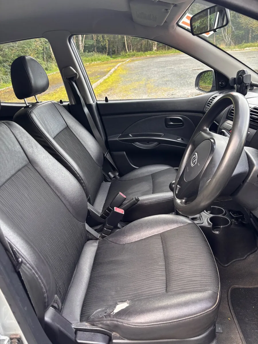 Kia Picanto 2010  1.0 Petrol Manual - Image 3