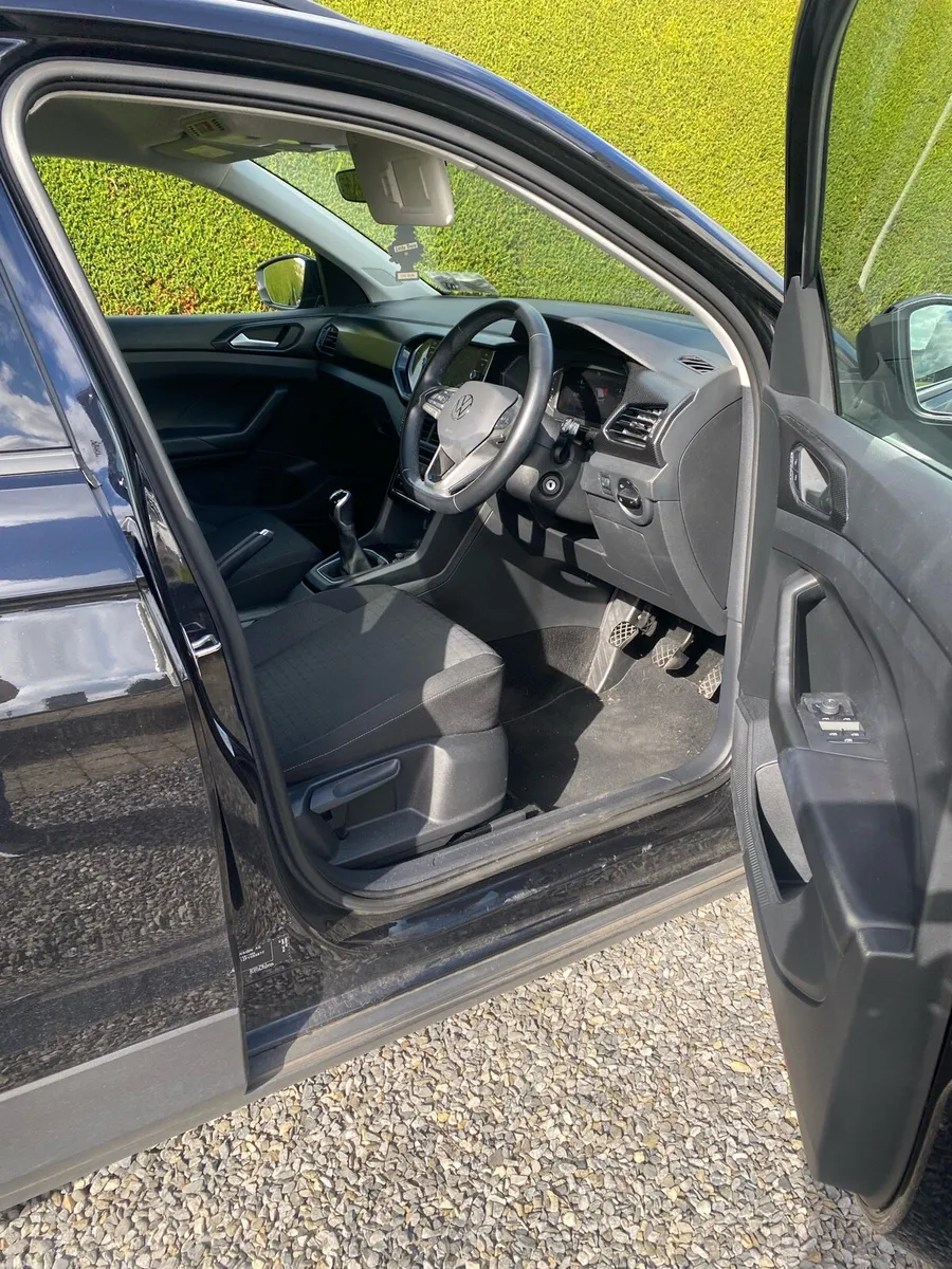 Image 4 of 20